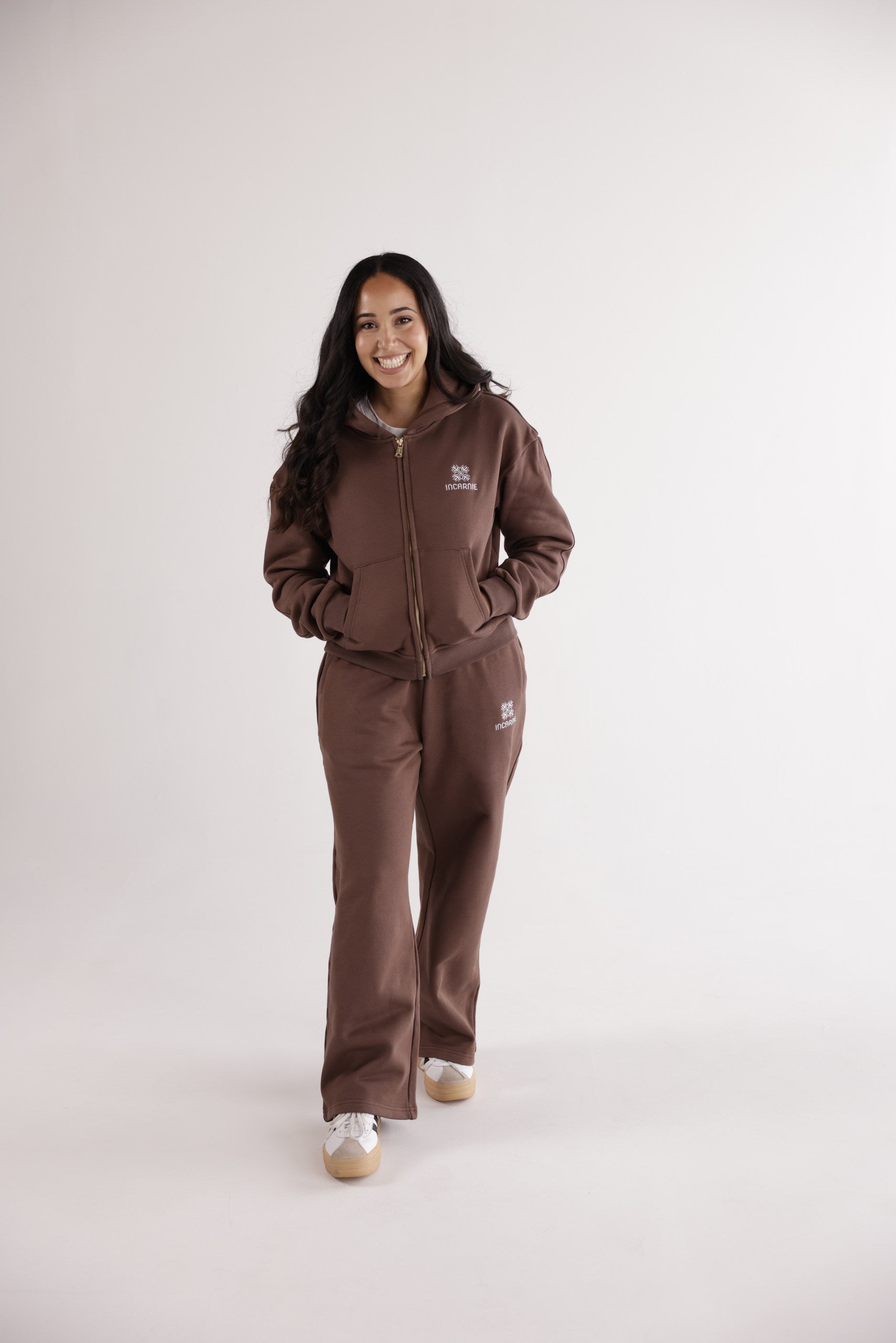 WOMEN'S EMBLEM ZIP HOODIE – COCOA BROWN