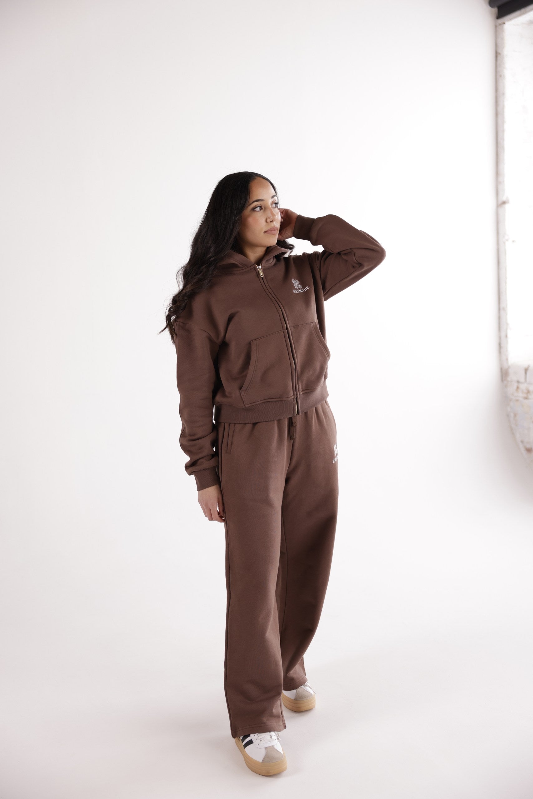 WOMEN'S EMBLEM ZIP HOODIE – COCOA BROWN