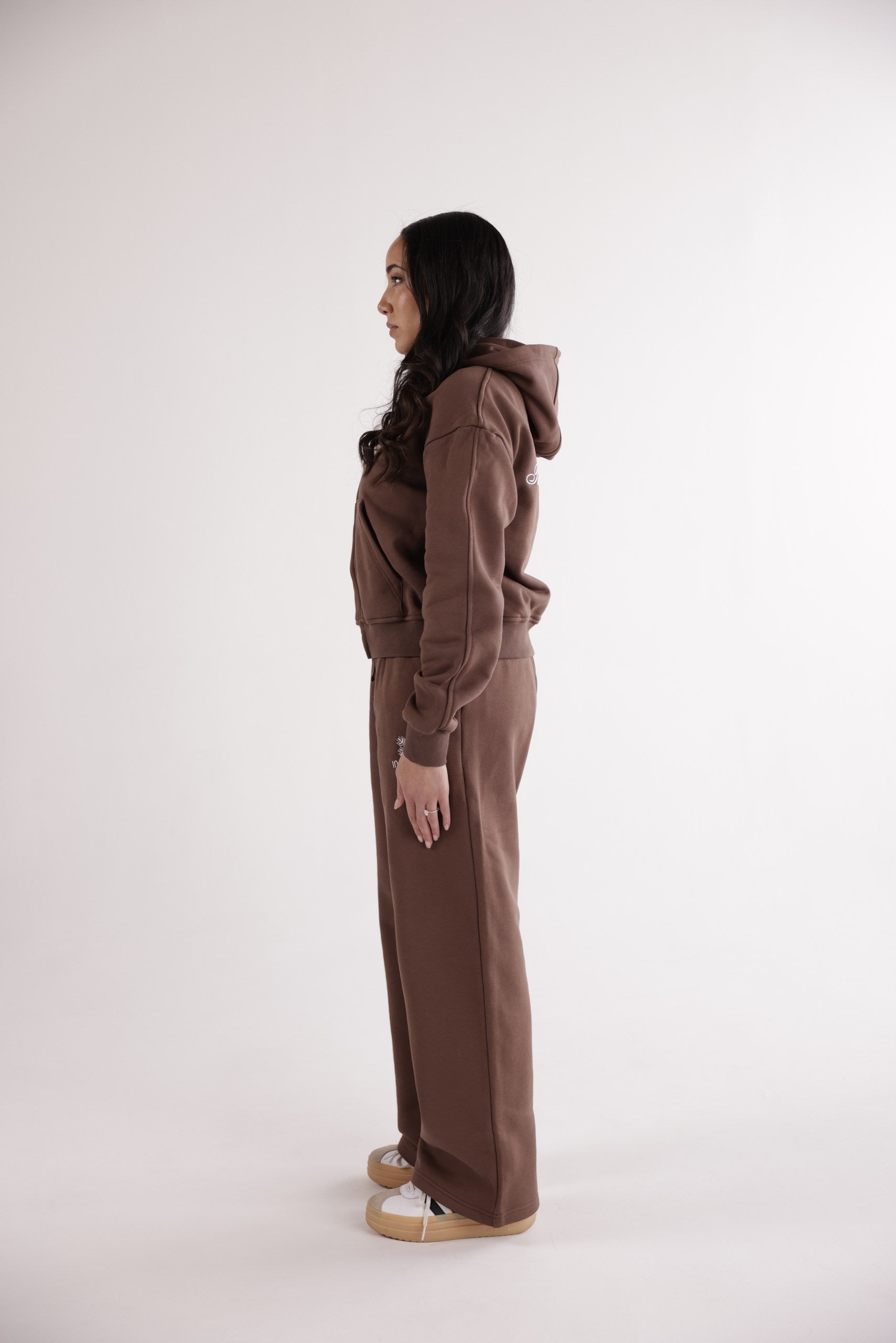 WOMEN'S EMBLEM WIDE LEG JOGGERS – COCOA BROWN
