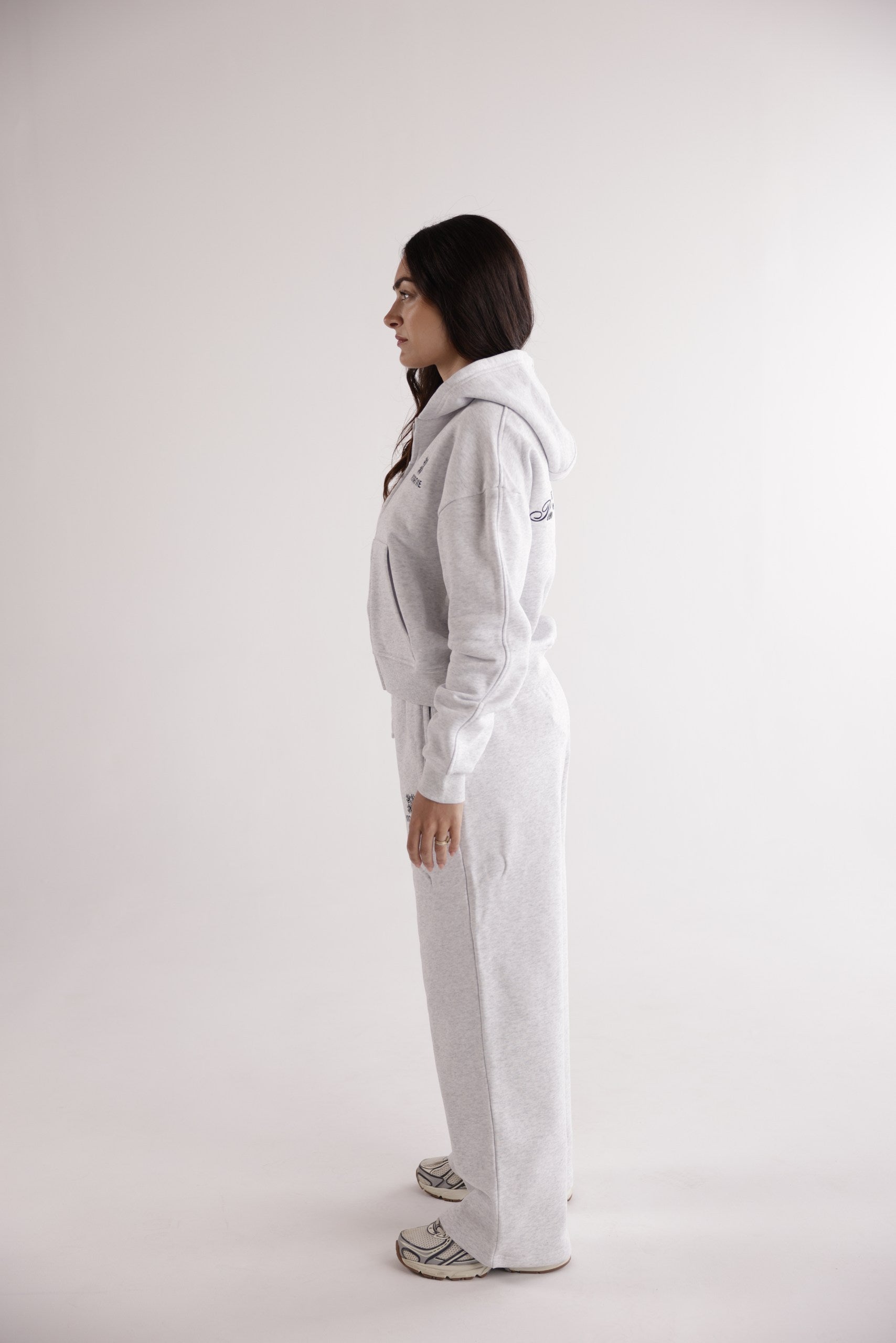 WOMEN'S EMBLEM WIDE LEG JOGGERS – GREY MARL